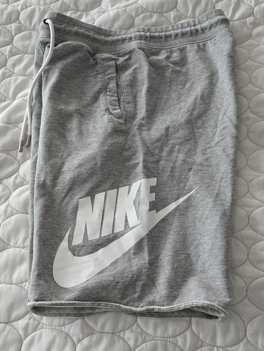Men’s Nike French Terry Alumni Sweat Shorts Cotton S Pockets Elastic Waist Comfy